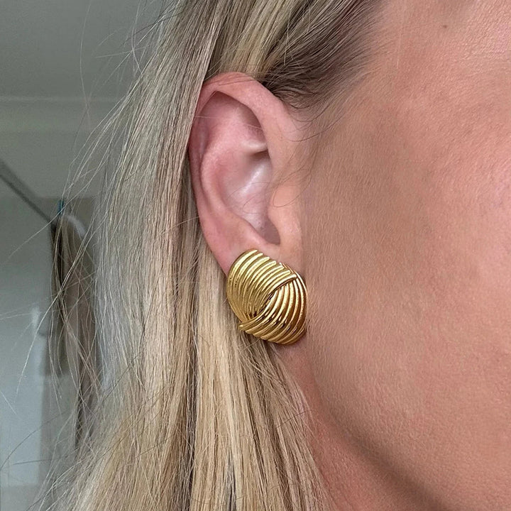Solara | Retro Crossed Stud Earrings