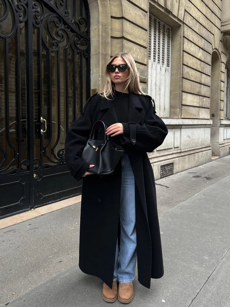 Amara | Timeless Black Coat